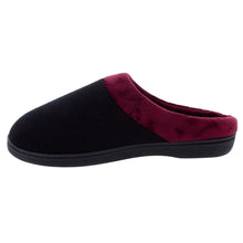 Load image into Gallery viewer, Black and Maroon ComfyFeet Clog Slipper