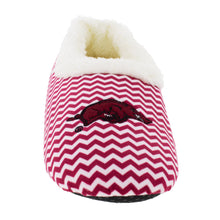 Load image into Gallery viewer, Arkansas Razorbacks Chevron Slippers