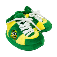 Load image into Gallery viewer, Oregon Ducks Baby Slippers