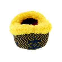Load image into Gallery viewer, Michigan Wolverines Chevron Slip On