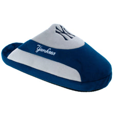 Load image into Gallery viewer, New York Yankees ComfyFeet Low Pro Indoor House Slippers