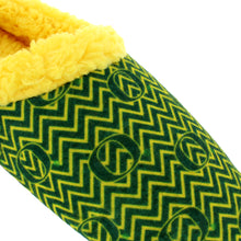 Load image into Gallery viewer, Oregon Ducks Chevron Slip On