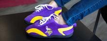 Load image into Gallery viewer, Minnesota Vikings All Around Indoor Outdoor ComfyFeet Slippers