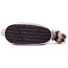 Load image into Gallery viewer, Ring Tailed Lemur