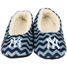 Load image into Gallery viewer, New York Yankees ComfyFeet Chevron Slip On Slipper