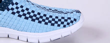 Load image into Gallery viewer, North Carolina Tar Heels Woven Shoe