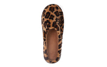 Load image into Gallery viewer, Brown Leopard Clog Slippers