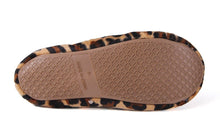 Load image into Gallery viewer, Brown Leopard Clog Slippers
